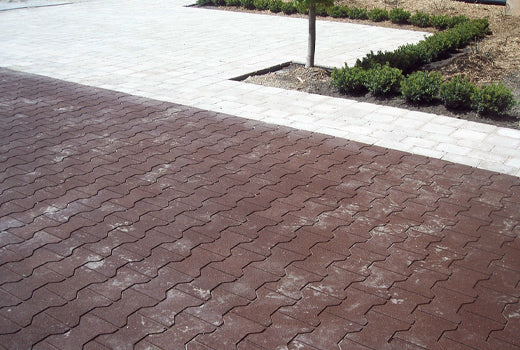 Rubber interlock flooring outdoors, an ideal comfortable flooring solution