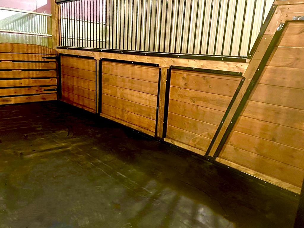 Large horse stall with comfortable flooring, ideal solution for any size horse stall