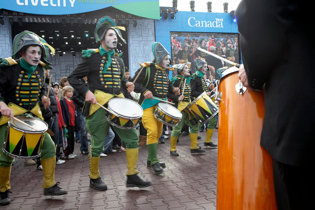 Performers standing on rubber interlock flooring, an idea flooring solution for events